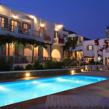 Nymfes Hotel Kamares  ภายนอก รูปภาพ